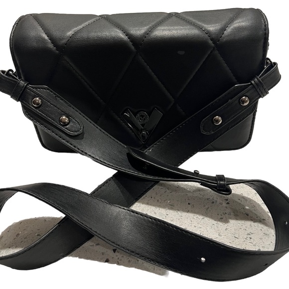 NWT Black Valentino Orlandi Crossbody Vegan Leather Hand Crafted - Picture 5 of 14